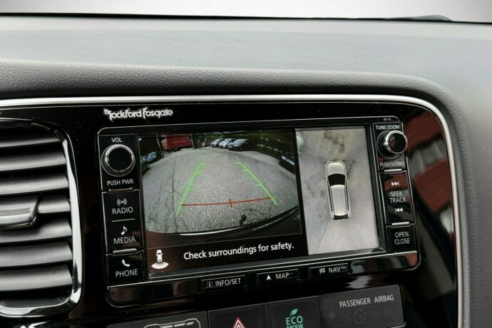 mitsubishi-outlander-elektrisitetbensin-2016-big-28