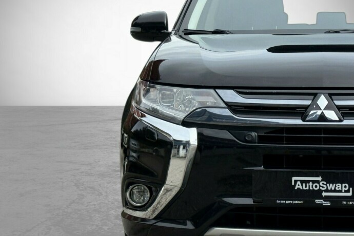mitsubishi-outlander-elektrisitetbensin-2016-big-4