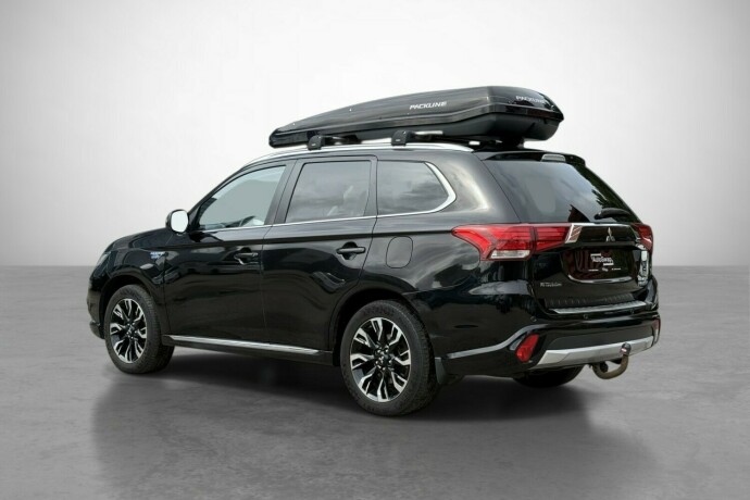 mitsubishi-outlander-elektrisitetbensin-2016-big-8
