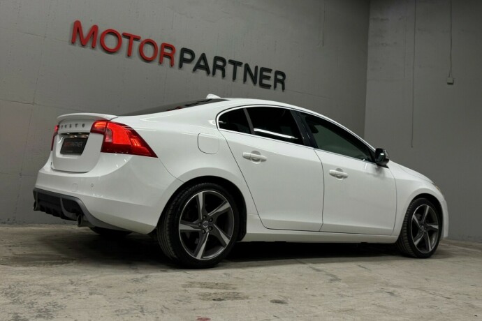 volvo-s60-diesel-2011-big-8
