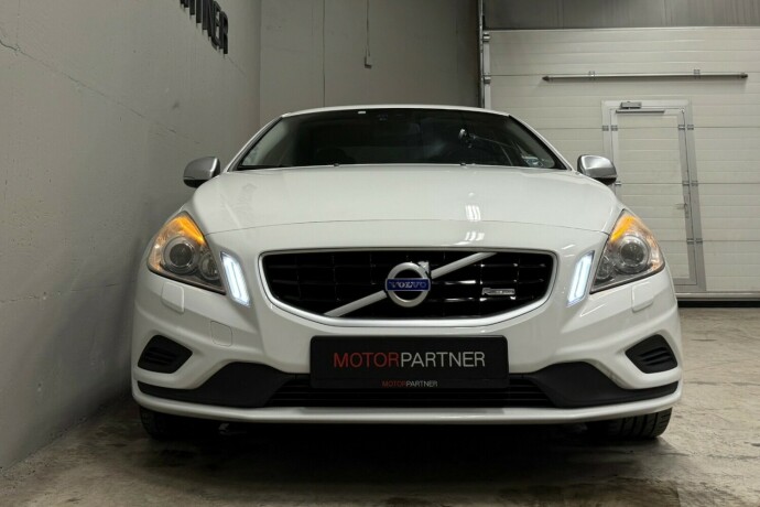 volvo-s60-diesel-2011-big-1