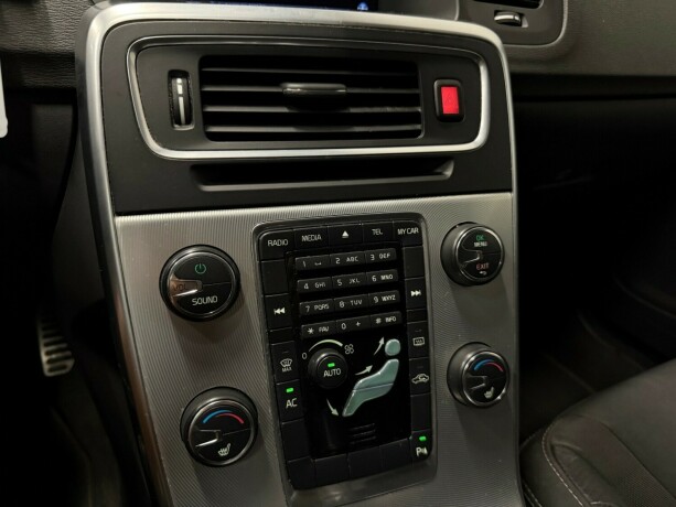 volvo-s60-diesel-2011-big-22
