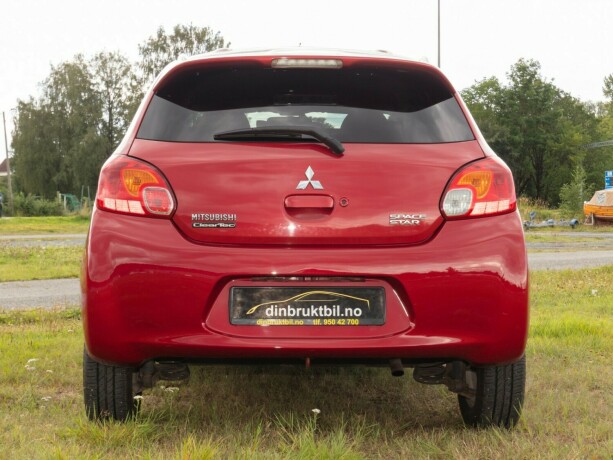 mitsubishi-space-star-bensin-2013-big-4