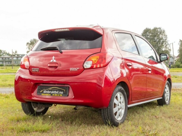 mitsubishi-space-star-bensin-2013-big-5