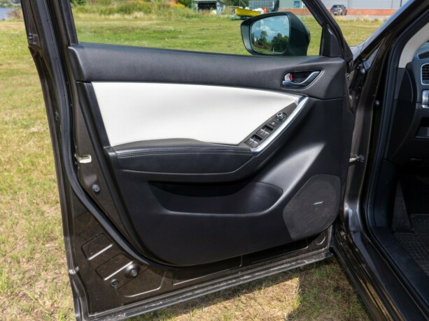 mazda-cx-5-bensin-2016-big-11