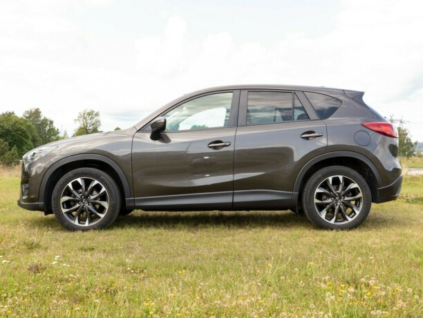 mazda-cx-5-bensin-2016-big-2