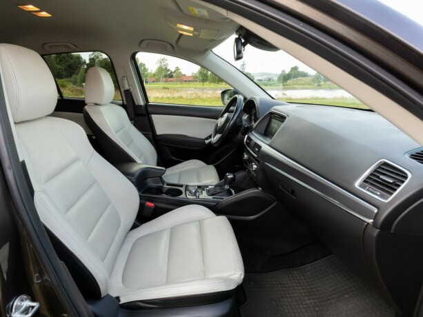 mazda-cx-5-bensin-2016-big-16