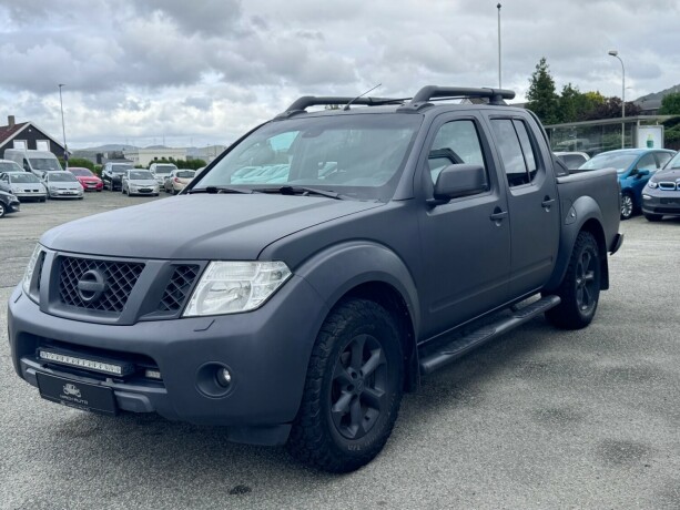 nissan-navara-diesel-2012-big-1