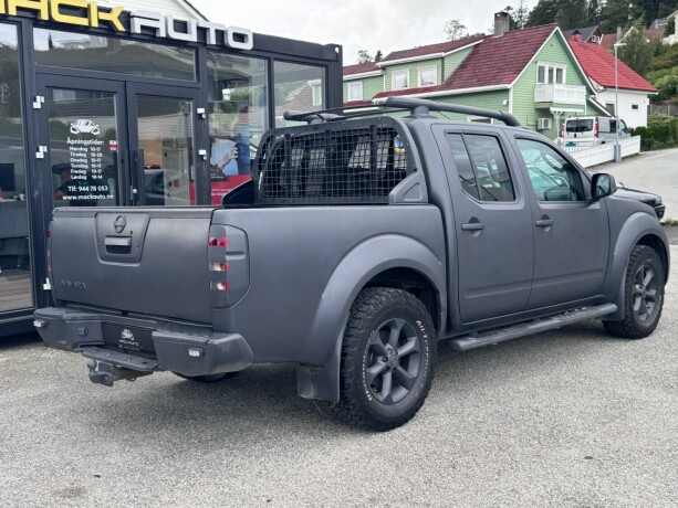 nissan-navara-diesel-2012-big-3