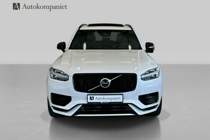 volvo-xc-90-elektrisitetbensin-2021-big-1