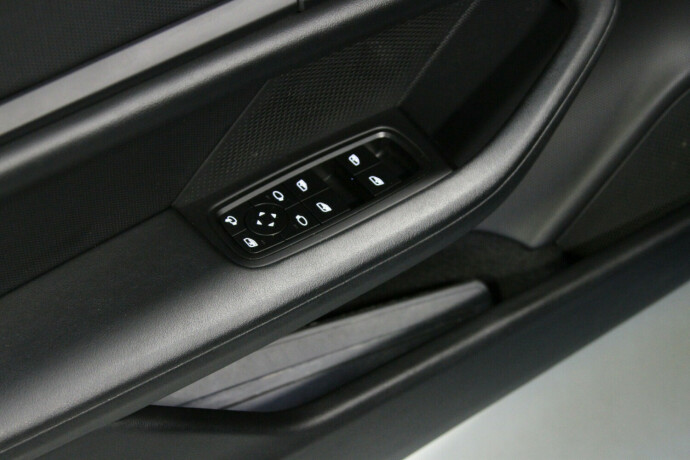 porsche-taycan-elektrisitet-2022-big-19