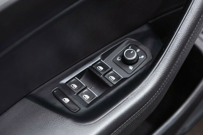 volkswagen-passat-alltrack-diesel-2016-big-19