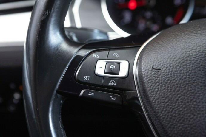 volkswagen-passat-alltrack-diesel-2016-big-11