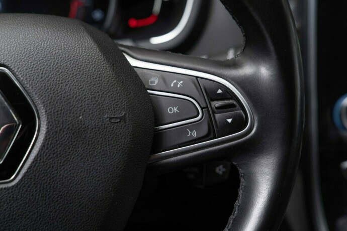 renault-grand-scenic-diesel-2018-big-16