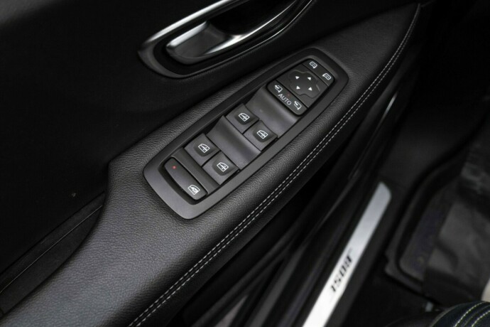 renault-grand-scenic-diesel-2018-big-25