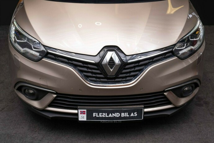 renault-grand-scenic-diesel-2018-big-5