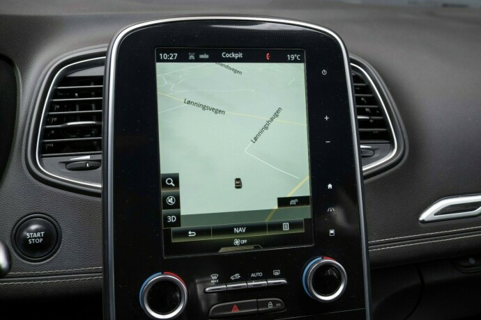 renault-grand-scenic-diesel-2018-big-22