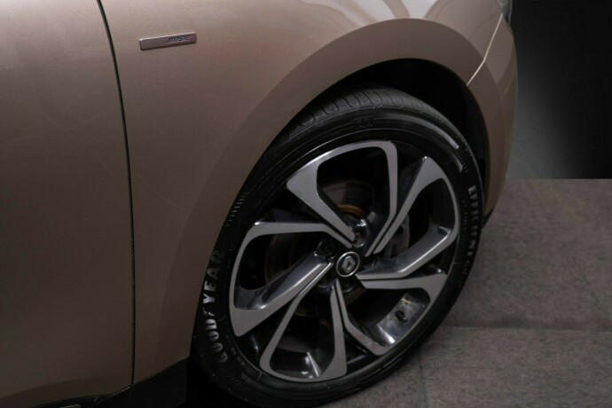 renault-grand-scenic-diesel-2018-big-12