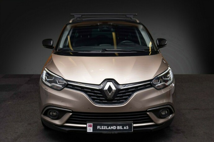 renault-grand-scenic-diesel-2018-big-7