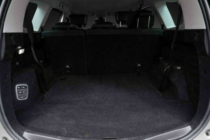 renault-grand-scenic-diesel-2018-big-38