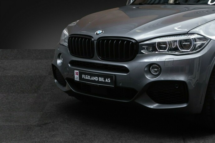 bmw-x5-plug-in-petrol-2018-big-1
