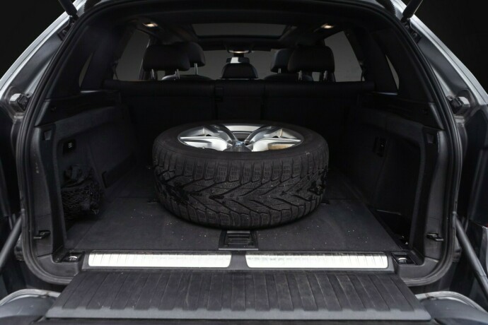 bmw-x5-plug-in-petrol-2018-big-34