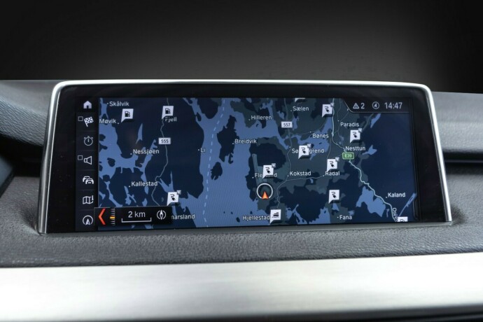 bmw-x5-plug-in-petrol-2018-big-15