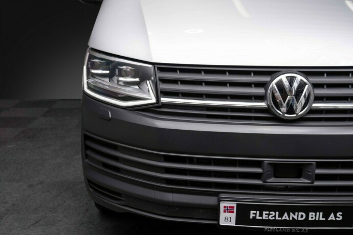 volkswagen-transporter-diesel-2017-big-5