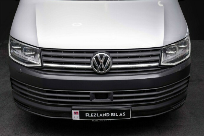 volkswagen-transporter-diesel-2017-big-4