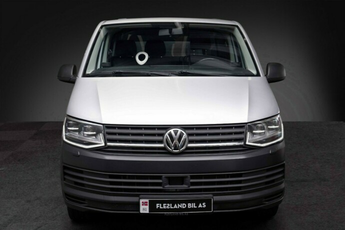 volkswagen-transporter-diesel-2017-big-6