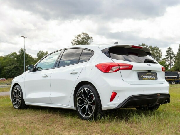 ford-focus-diesel-2021-big-3