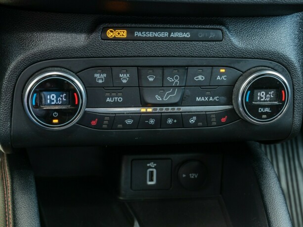 ford-focus-diesel-2021-big-30