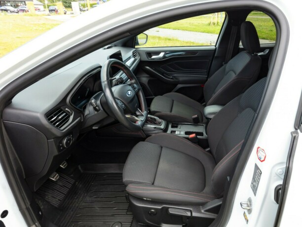 ford-focus-diesel-2021-big-9