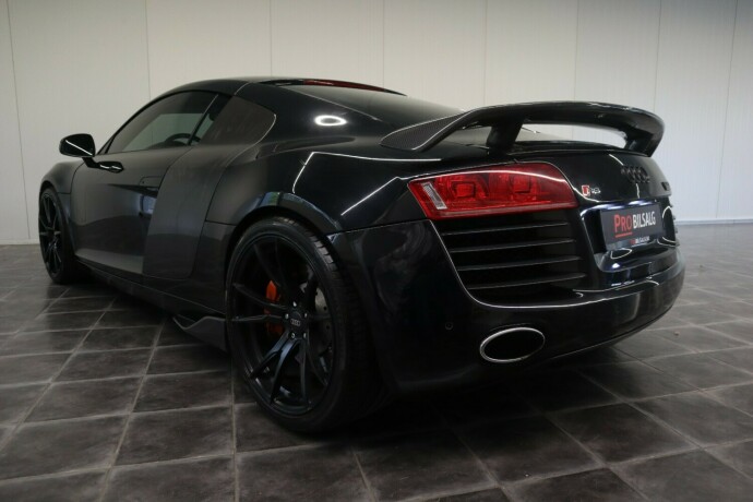 audi-r8-bensin-2008-big-6