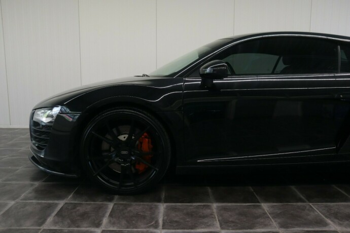 audi-r8-bensin-2008-big-4