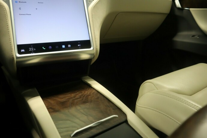 tesla-model-x-elektrisitet-2018-big-28