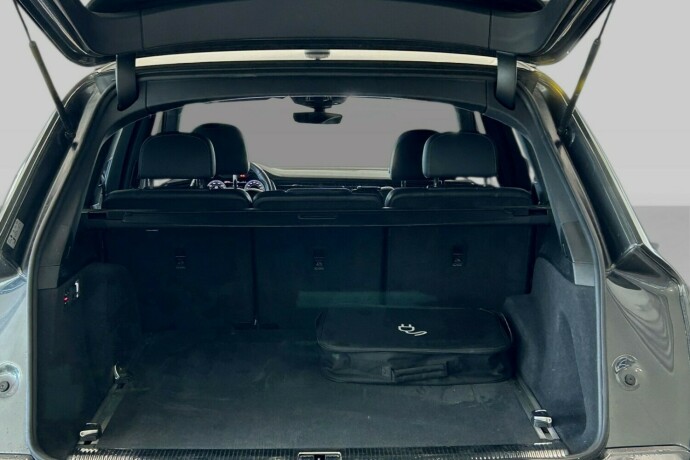 audi-q7-elektrisitetbensin-2020-big-13