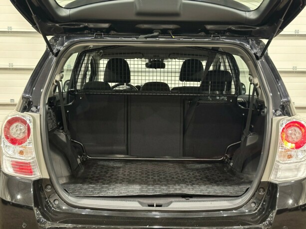 toyota-verso-bensin-2010-big-14