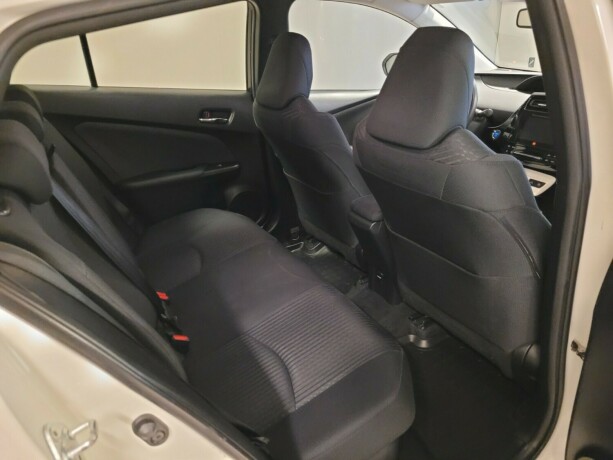toyota-prius-elektrisitetbensin-2016-big-13