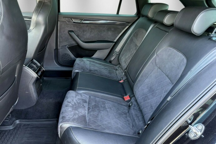 skoda-superb-diesel-2018-big-38