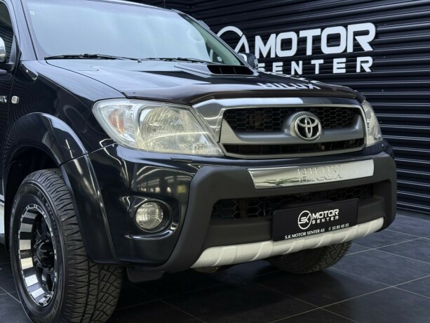 toyota-hilux-diesel-2011-big-2