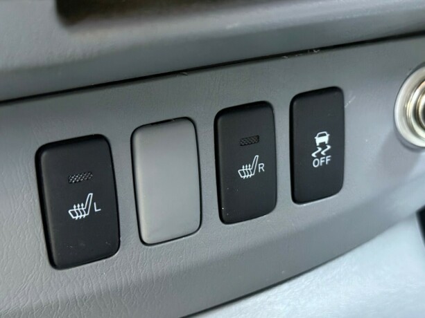 toyota-hilux-diesel-2011-big-31