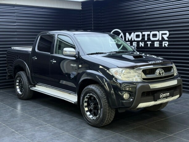 toyota-hilux-diesel-2011-big-0