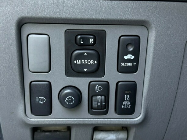 toyota-hilux-diesel-2011-big-30