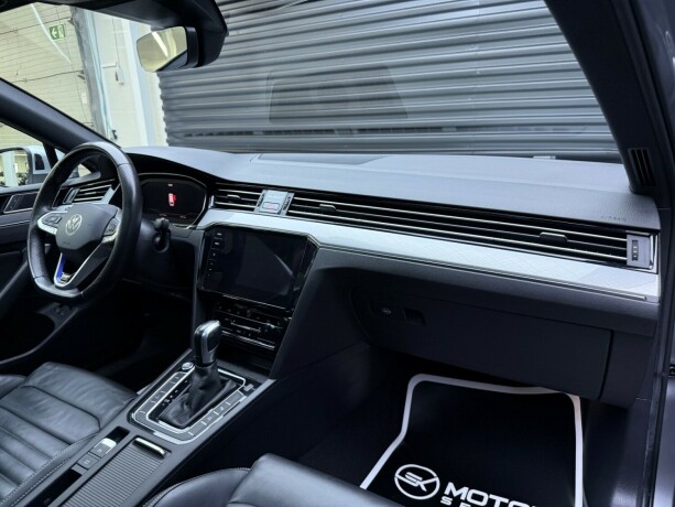 volkswagen-passat-elektrisitetbensin-2021-big-11