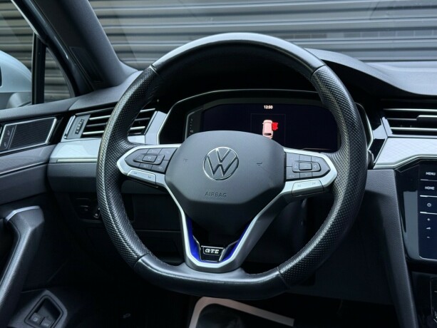 volkswagen-passat-elektrisitetbensin-2021-big-12