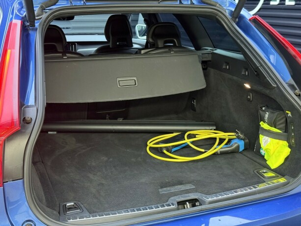 volvo-v90-elektrisitetbensin-2018-big-36