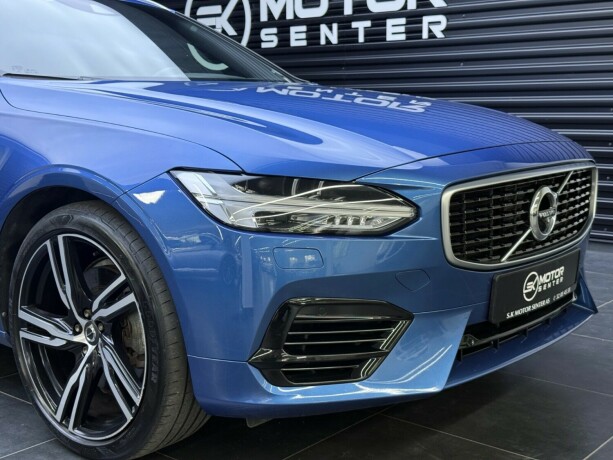 volvo-v90-elektrisitetbensin-2018-big-2