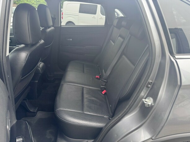 peugeot-4008-diesel-2012-big-11