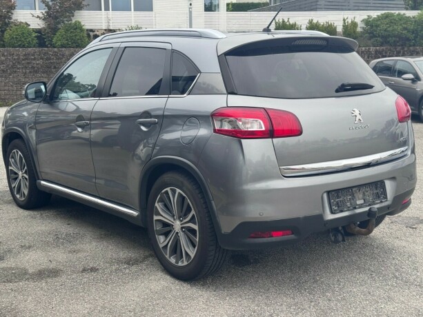 peugeot-4008-diesel-2012-big-6